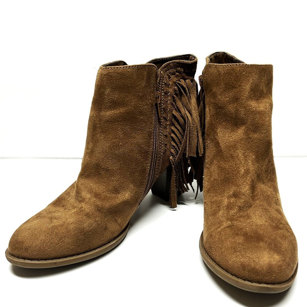 Indigo Rd tan ankle boots with fringe